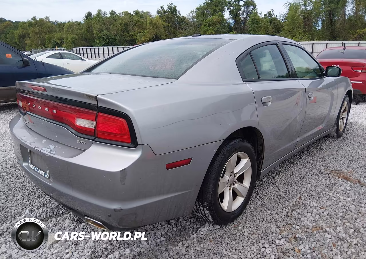 2014 Dodge Charger Sxt VIN:2C3CDXHG7EH146382 - 4