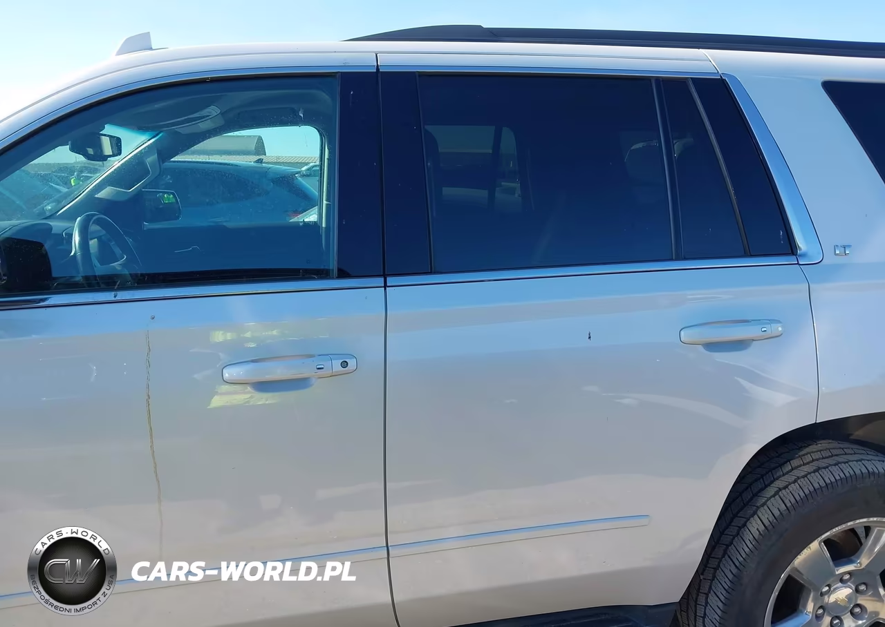 2019 Chevrolet Tahoe Lt VIN:1GNSKBKC6KR231528 - 14