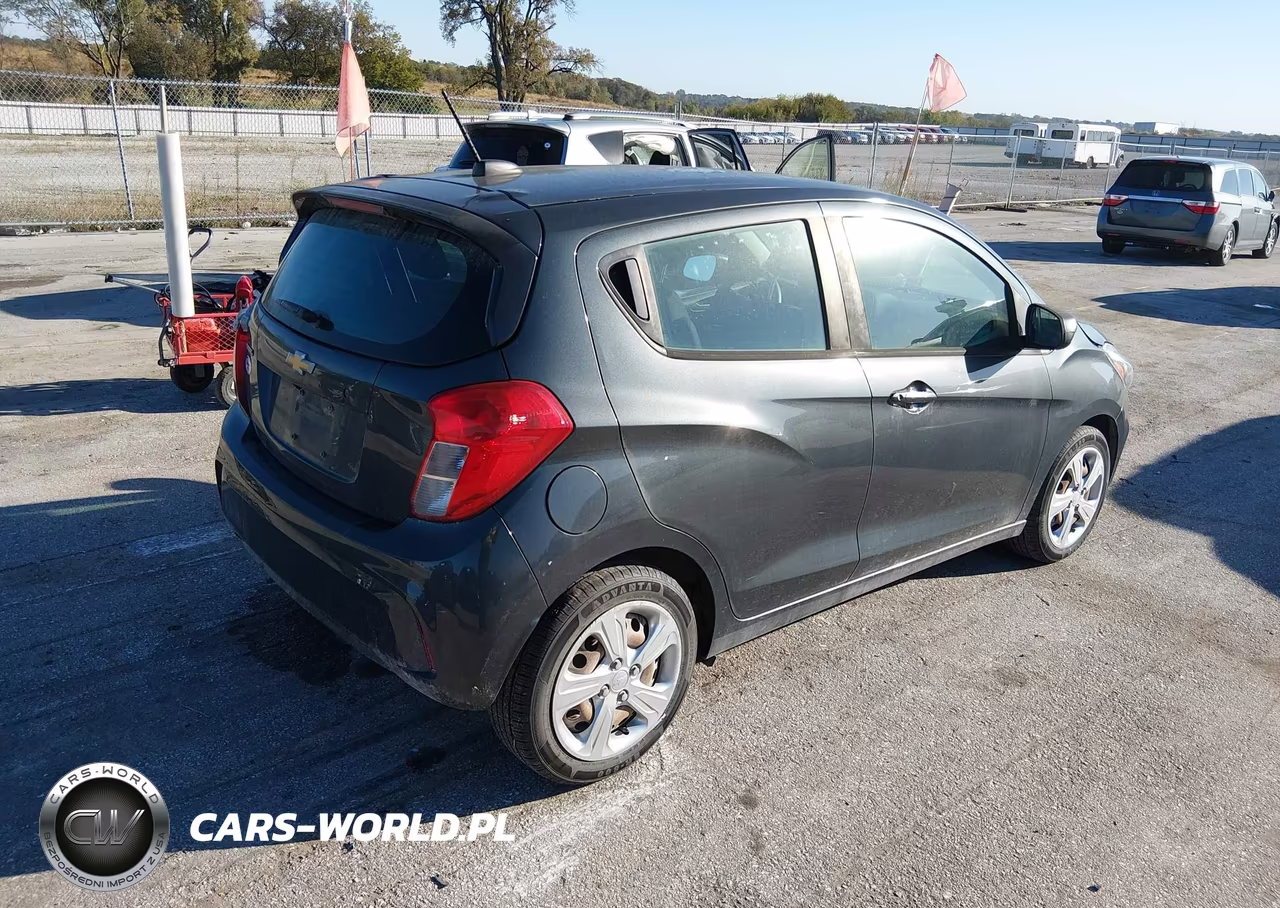 2019 Chevrolet Spark Ls Cvt VIN:KL8CB6SA5KC701613 - 4