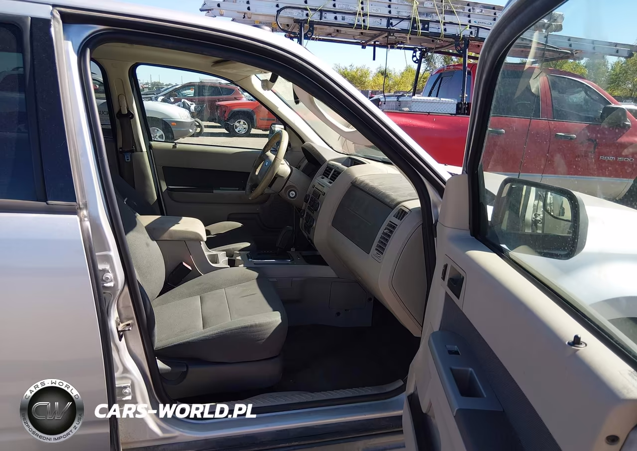 2010 Ford Escape Xlt VIN:1FMCU9DG6AKB01848 - 5
