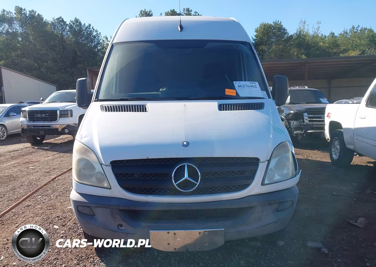 2011 Mercedes-Benz Sprinter 2500 High Roof VIN:WD3PE8CC2B5605352 - 13
