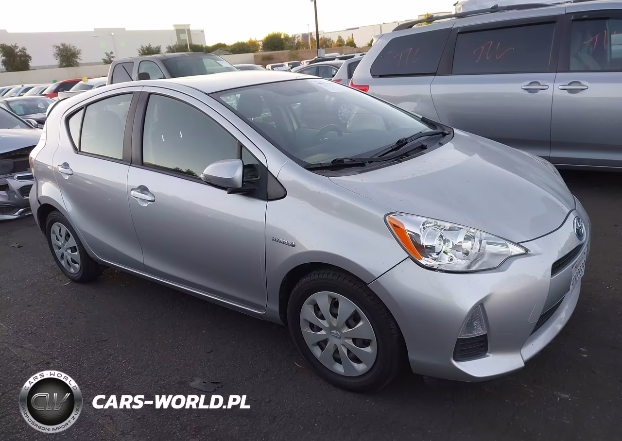 2013 Toyota Prius C Two