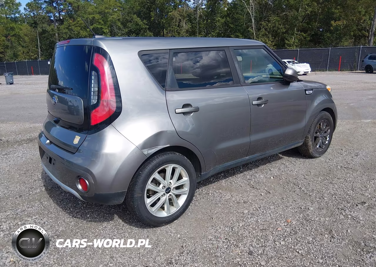 2018 Kia Soul + VIN:KNDJP3A51J7528067 - 4