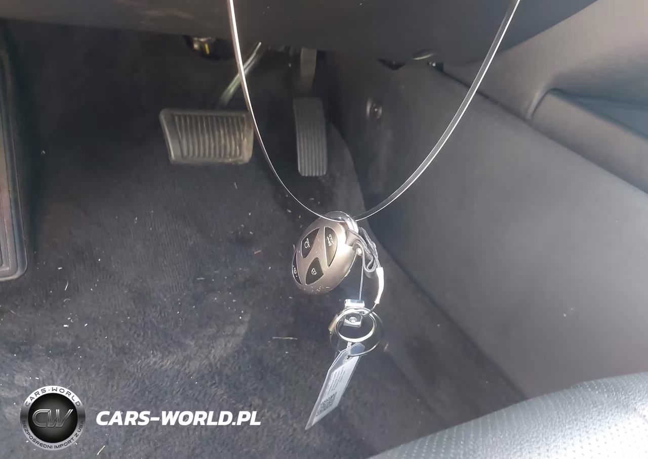 2025 Hyundai Elantra Limited VIN:KMHLP4DG5SU968920 - 11