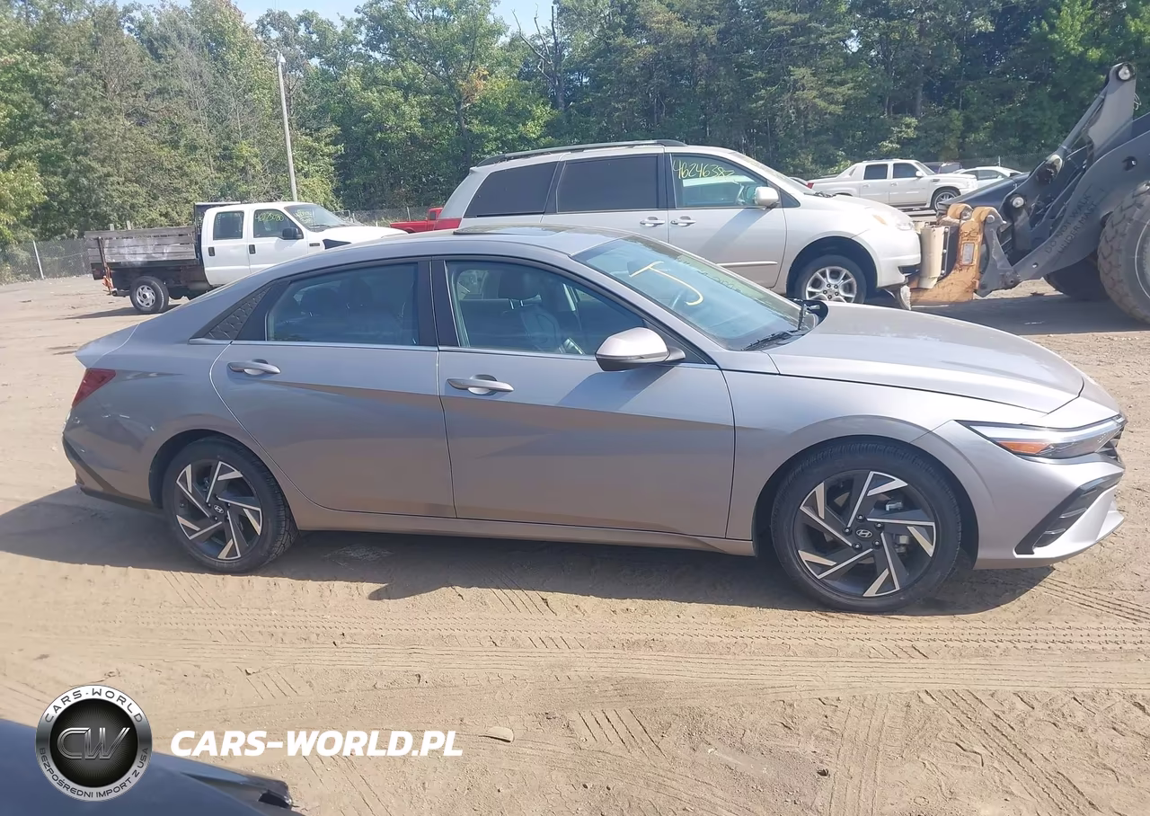2025 Hyundai Elantra Limited VIN:KMHLP4DG5SU968920 - 13
