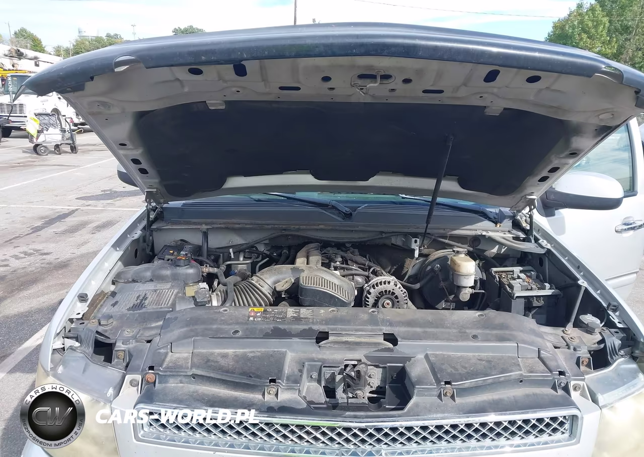 2011 Chevrolet Suburban 1500 Lt1 VIN:1GNSKJE31BR352232 - 10