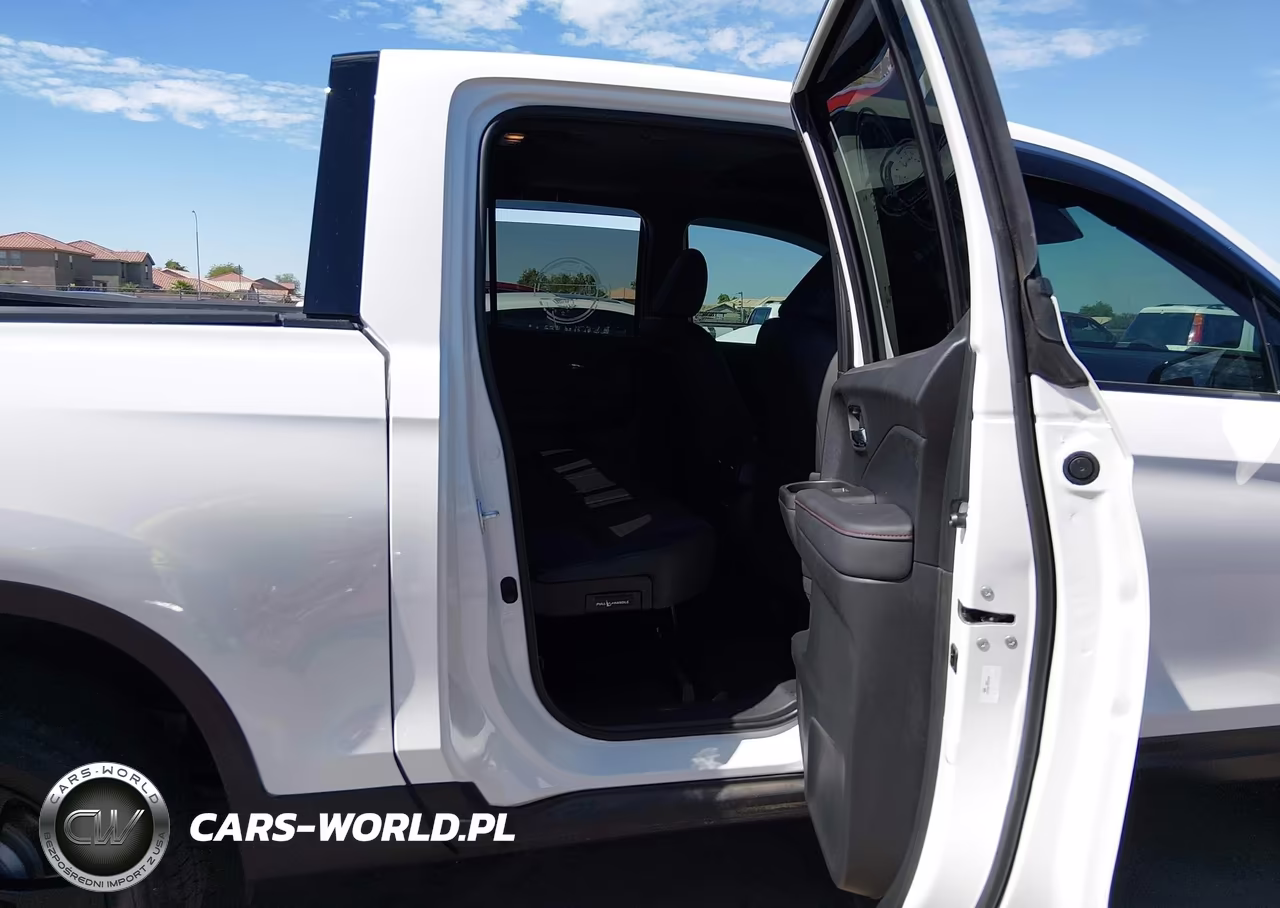 2026 Honda Ridgeline Black Edition VIN:5FPYK3F82TB019593 - 8