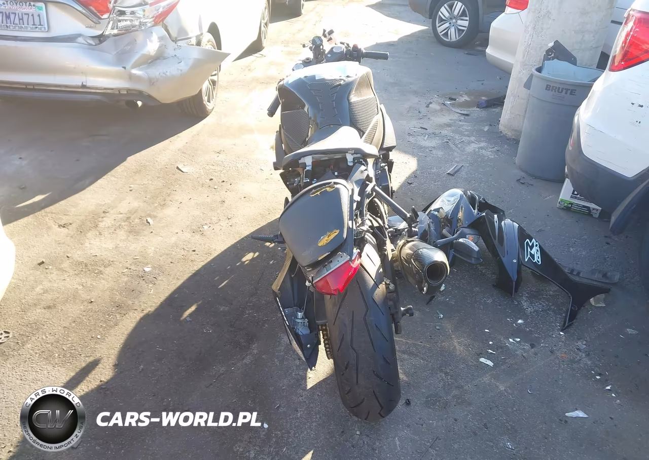 2019 Suzuki Gsx-R600 VIN:JS1GN7FA1K7100671 - 6