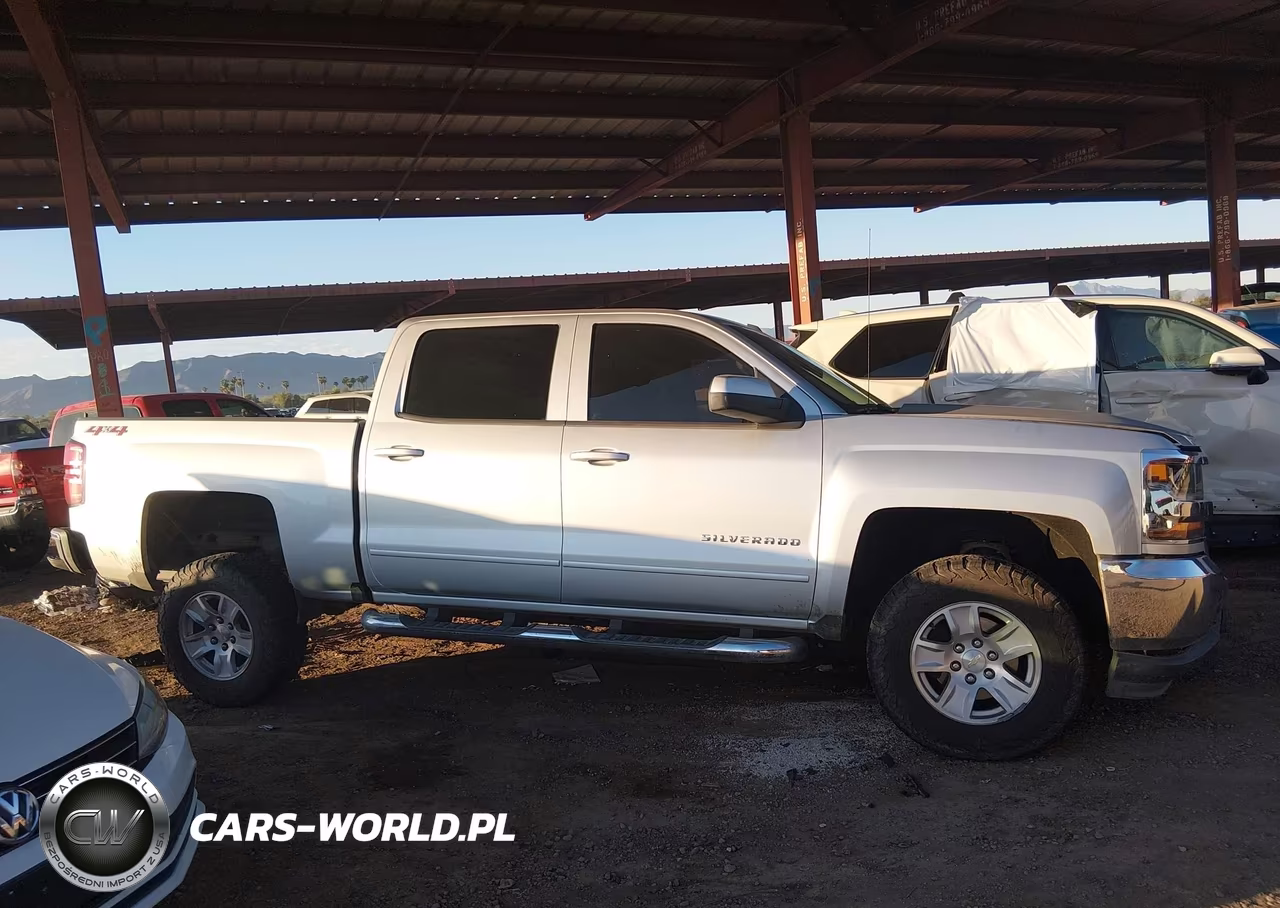 2018 Chevrolet Silverado 1500 1Lt VIN:3GCUKRECXJG128150 - 13