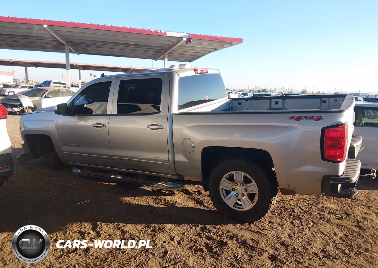 2018 Chevrolet Silverado 1500 1Lt VIN:3GCUKRECXJG128150 - 14