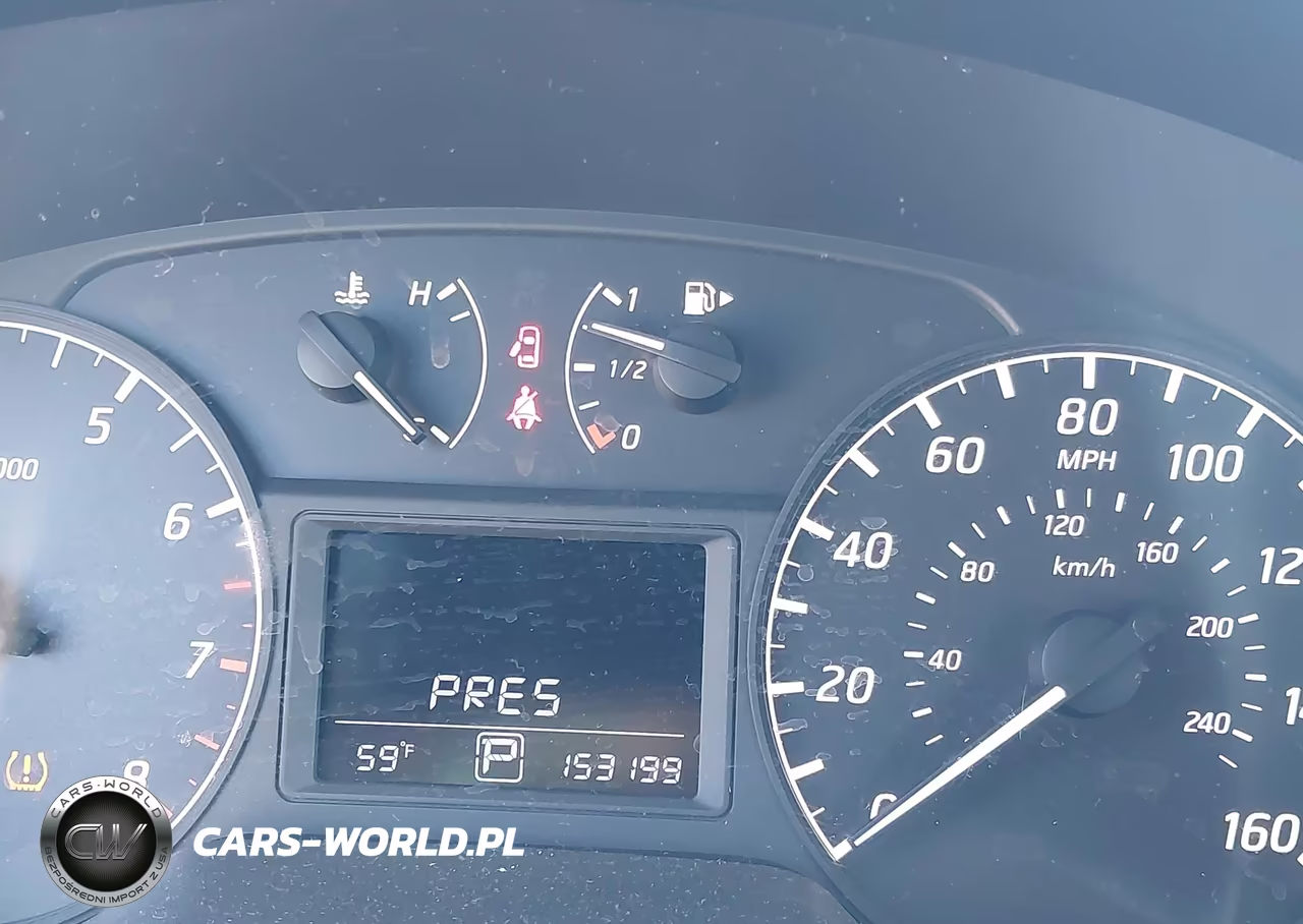 2017 Nissan Sentra S VIN:3N1AB7AP3HY346051 - 16