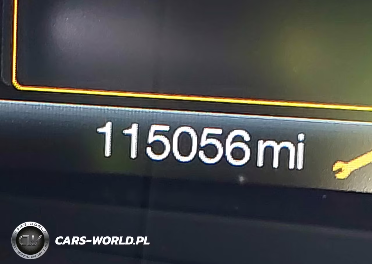 2020 Ford Fusion Plug-In Hybrid Titanium VIN:3FA6P0SU2LR228324 - 16