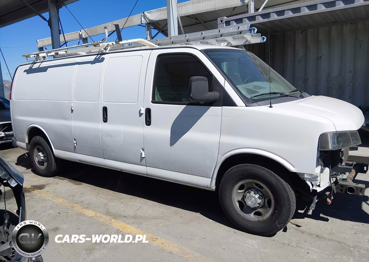 2018 Chevrolet Express 2500 Work Van VIN:1GCWGBFP8J1247350 - 14