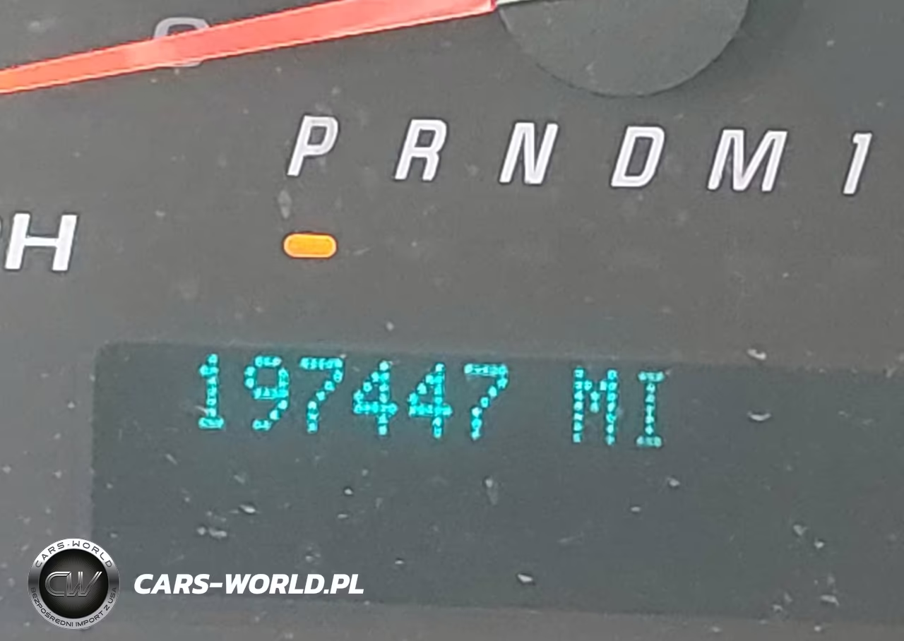 2018 Chevrolet Express 2500 Work Van VIN:1GCWGBFP8J1247350 - 16