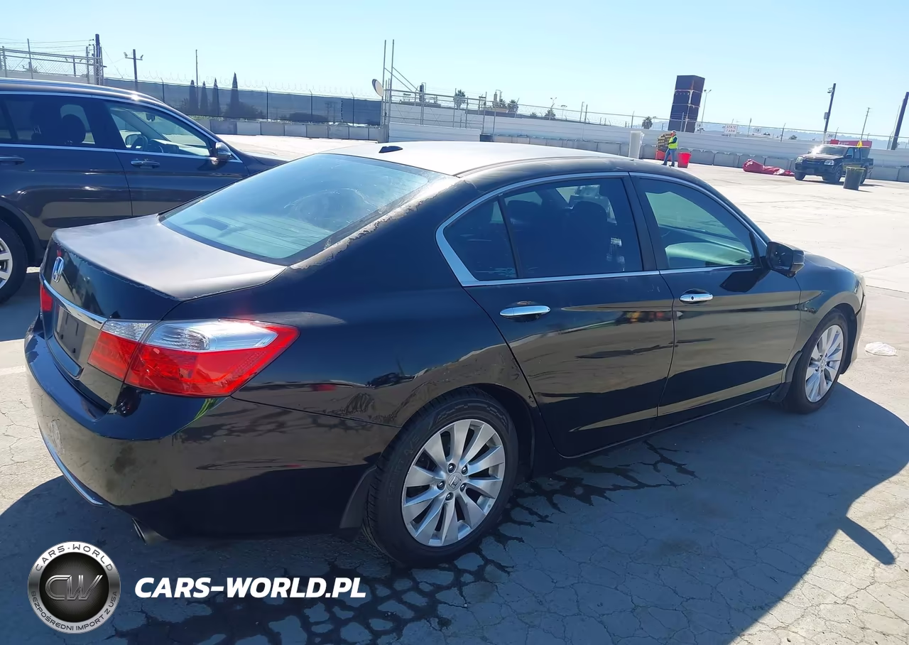 2013 Honda Accord Ex-L VIN:1HGCR2F85DA058022 - 4