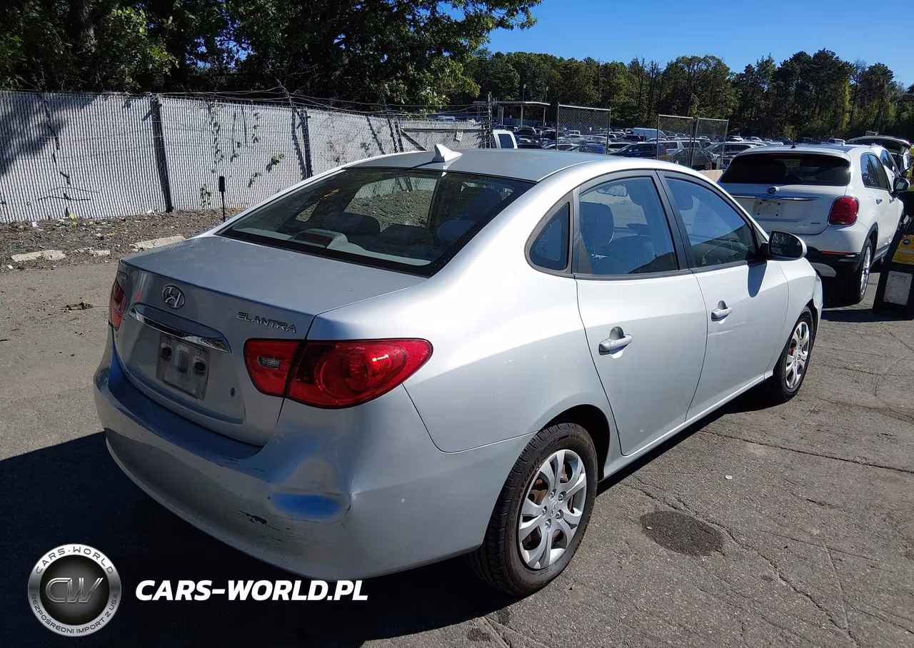 2010 Hyundai Elantra Gls VIN:KMHDU4AD1AU158285 - 4