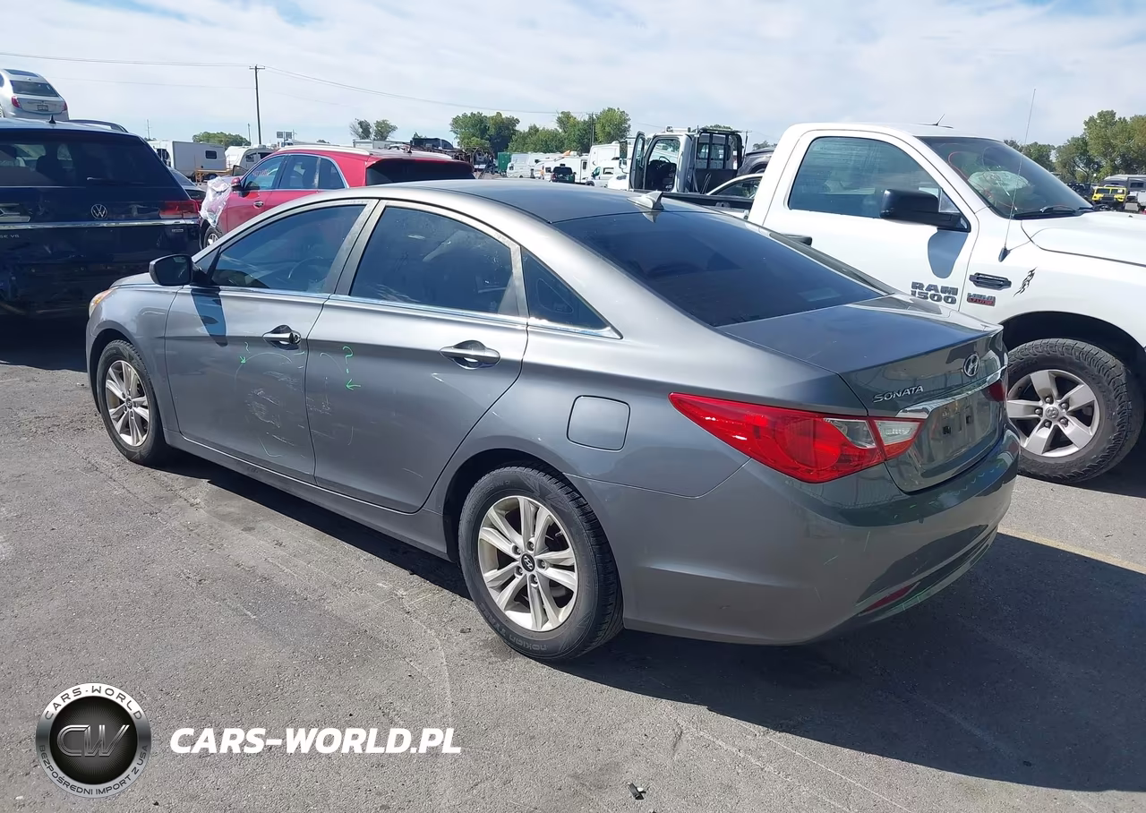 2012 Hyundai Sonata Gls VIN:5NPEB4AC4CH321868 - 3