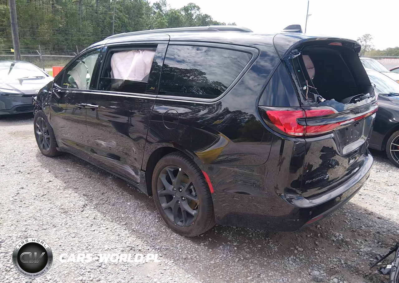 2027 Chrysler Pacifica VIN:2C4RC1GG8VR570476 - 3