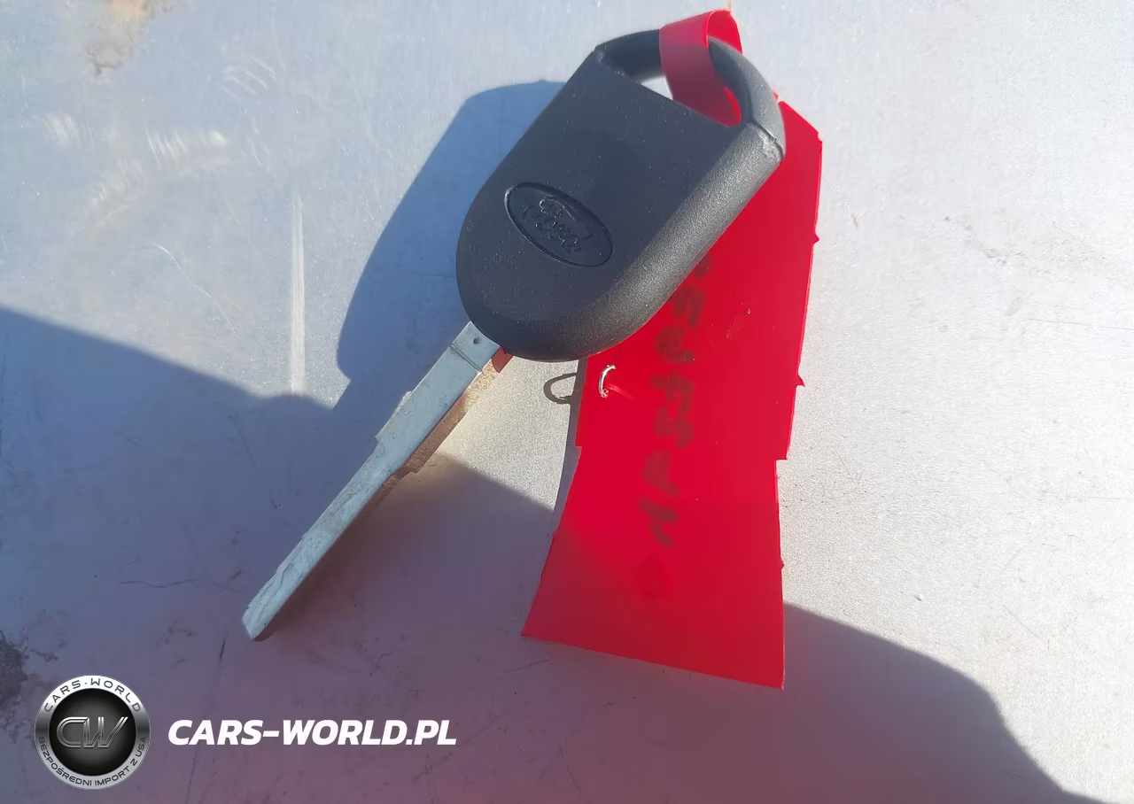 2013 Ford Fiesta S VIN:3FADP4TJ6DM162748 - 11