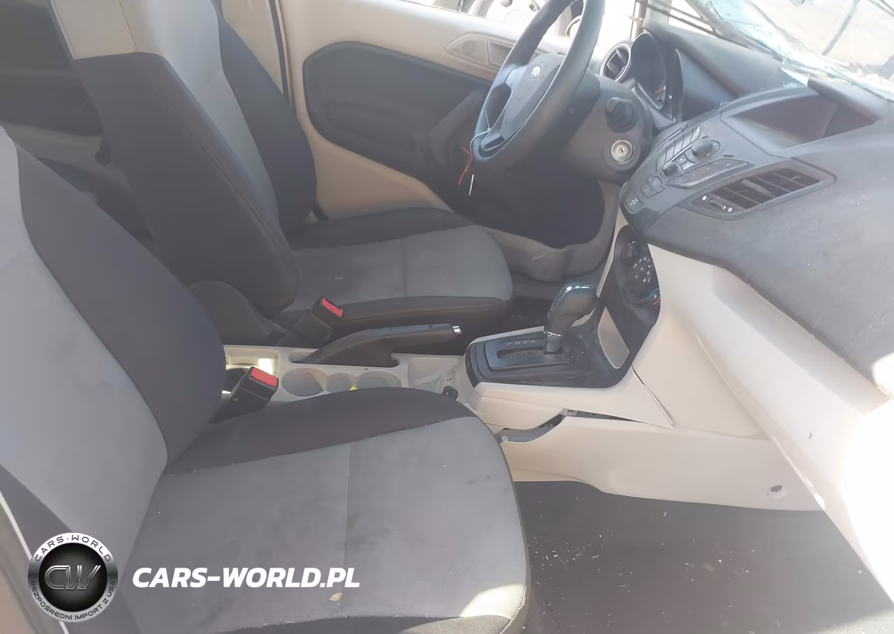 2013 Ford Fiesta S VIN:3FADP4TJ6DM162748 - 5