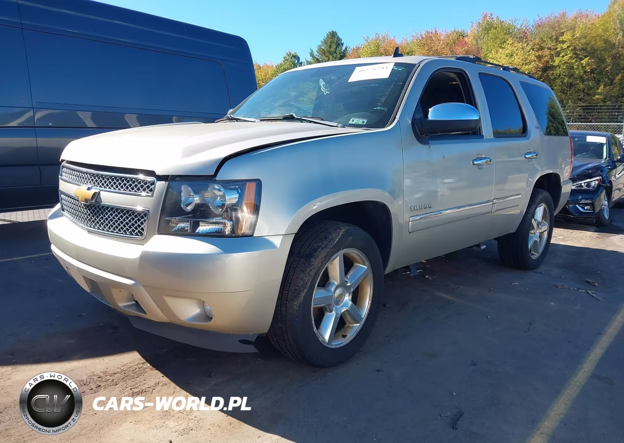 2013 Chevrolet Tahoe Ltz VIN:1GNSKCE02DR166624 - 2