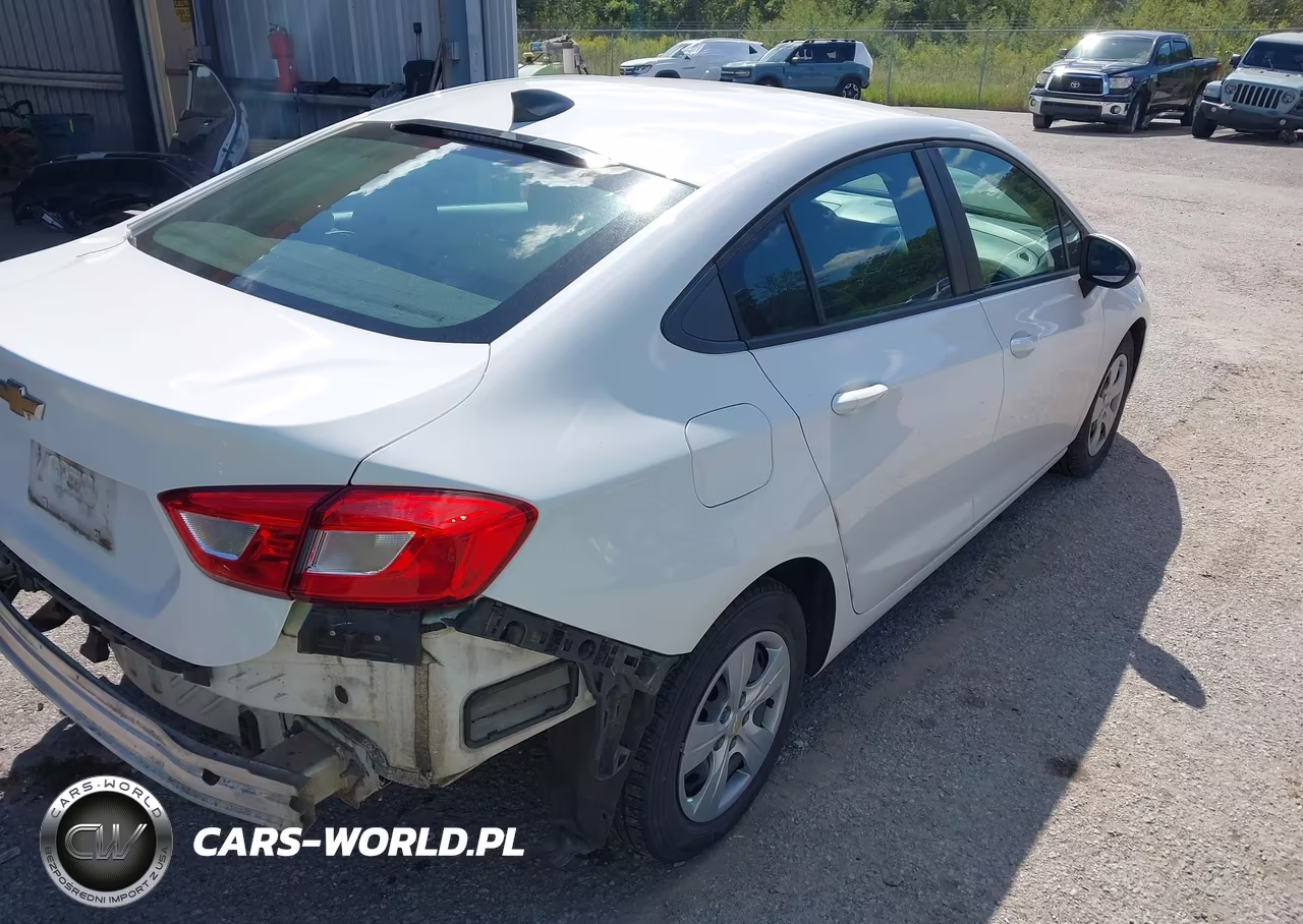 2018 Chevrolet Cruze Ls Auto VIN:1G1BC5SMXJ7206019 - 4