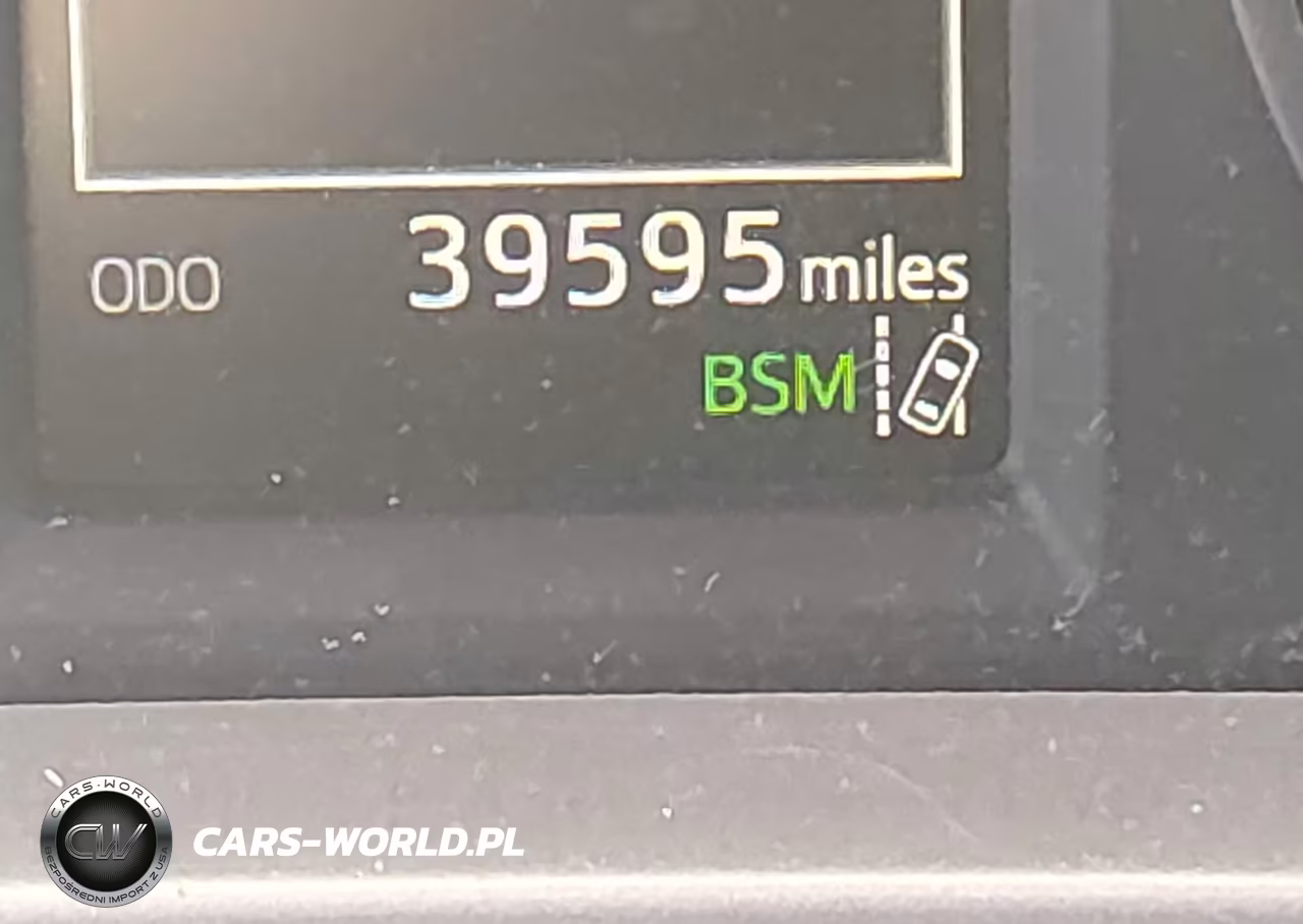 2018 Toyota Rav4 Xle VIN:JTMWFREVXJJ732049 - 16