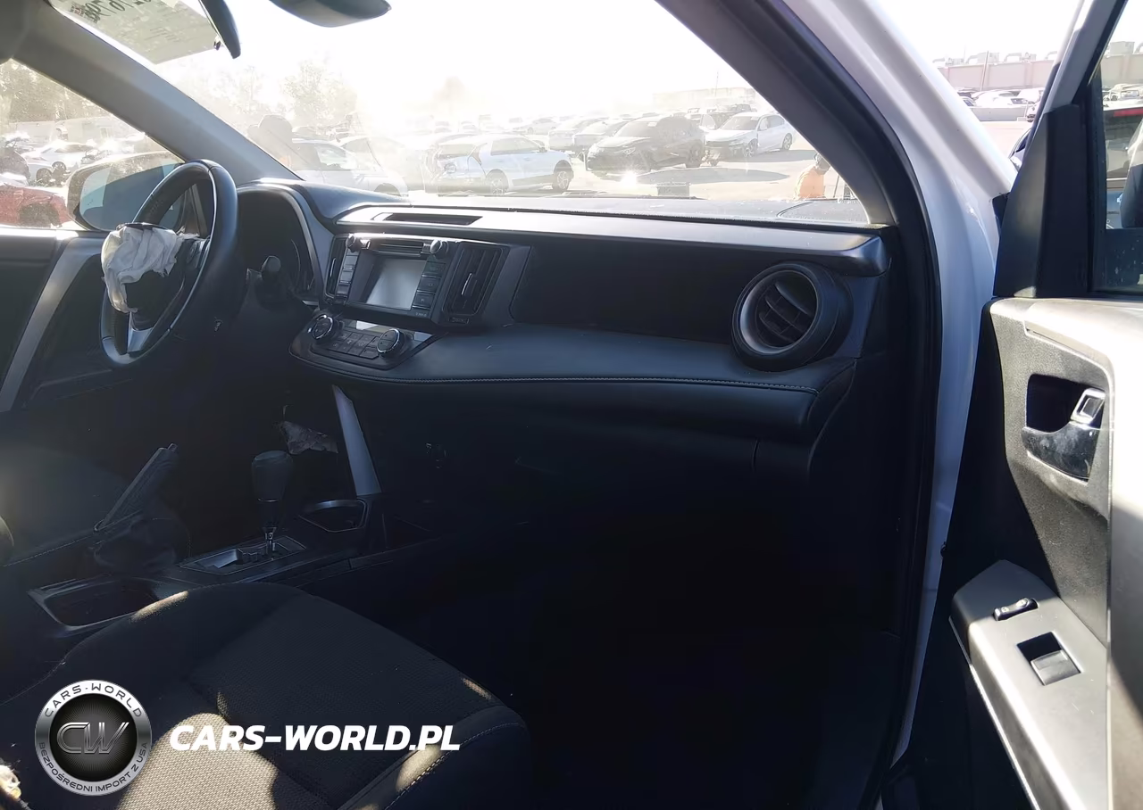 2018 Toyota Rav4 Xle VIN:JTMWFREVXJJ732049 - 5