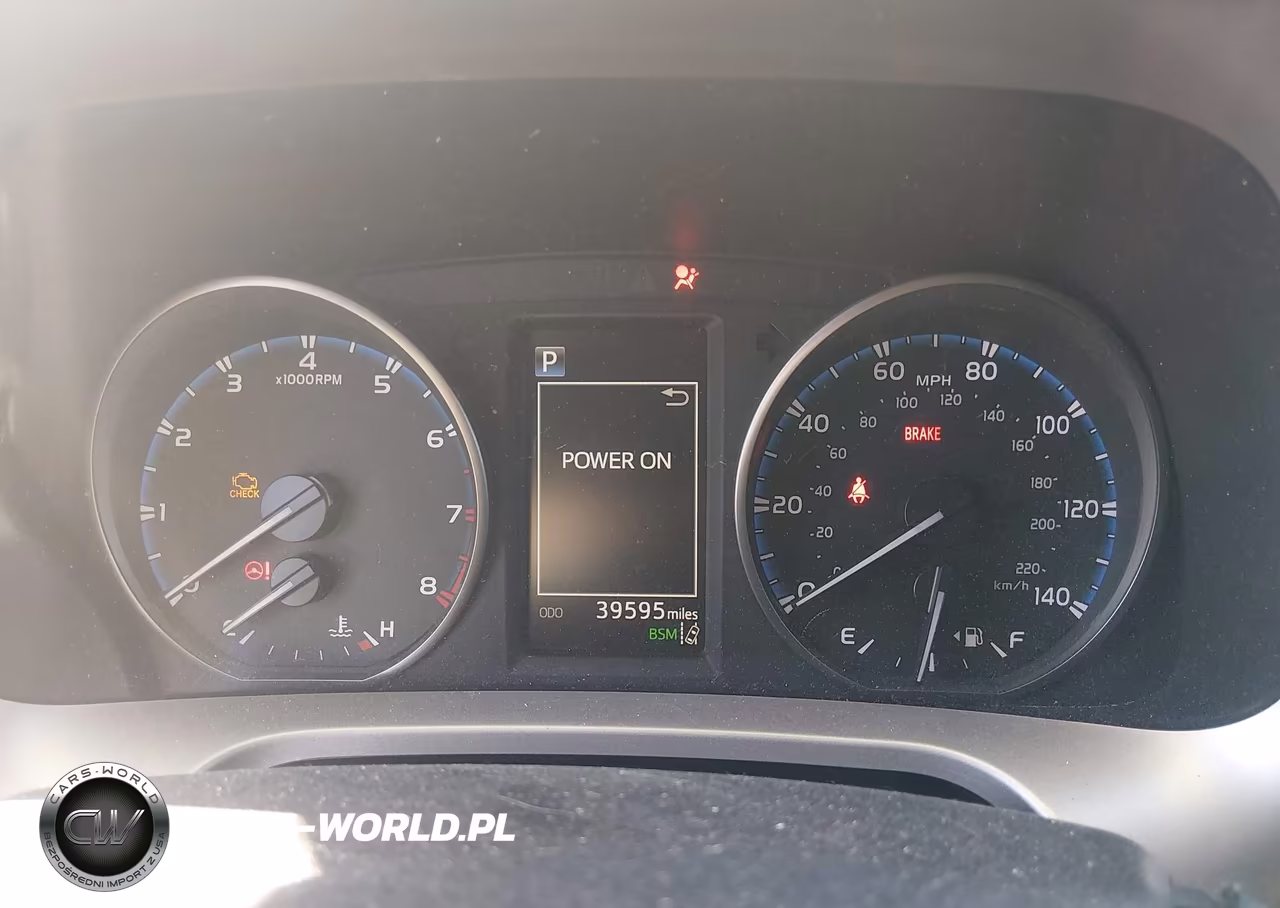 2018 Toyota Rav4 Xle VIN:JTMWFREVXJJ732049 - 7