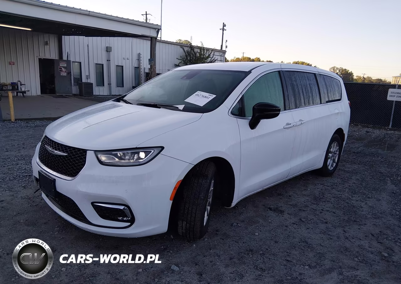 2025 Chrysler Pacifica Select VIN:2C4RC1BG8SR560999 - 2