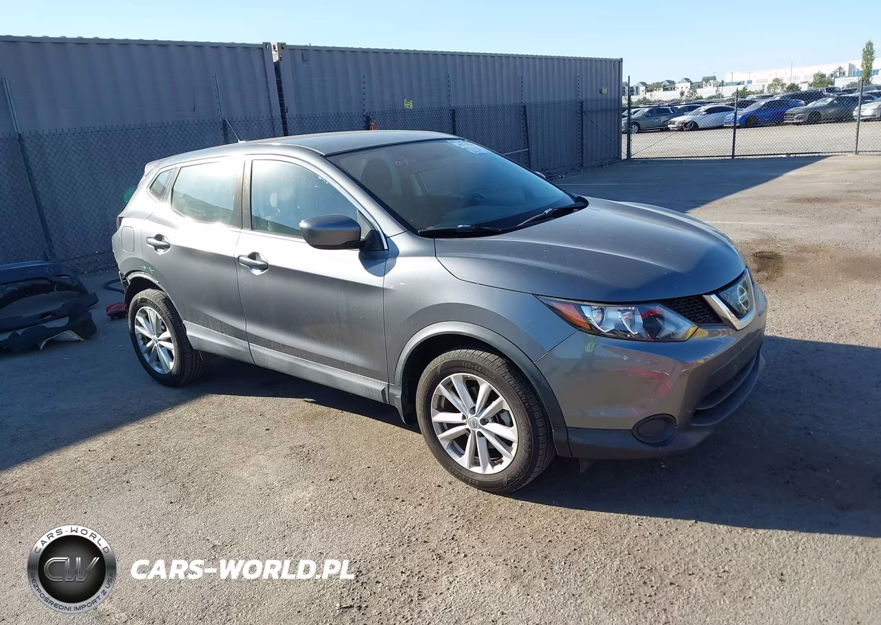 2018 Nissan Rogue Sport S – zdjęcie 1 z 19