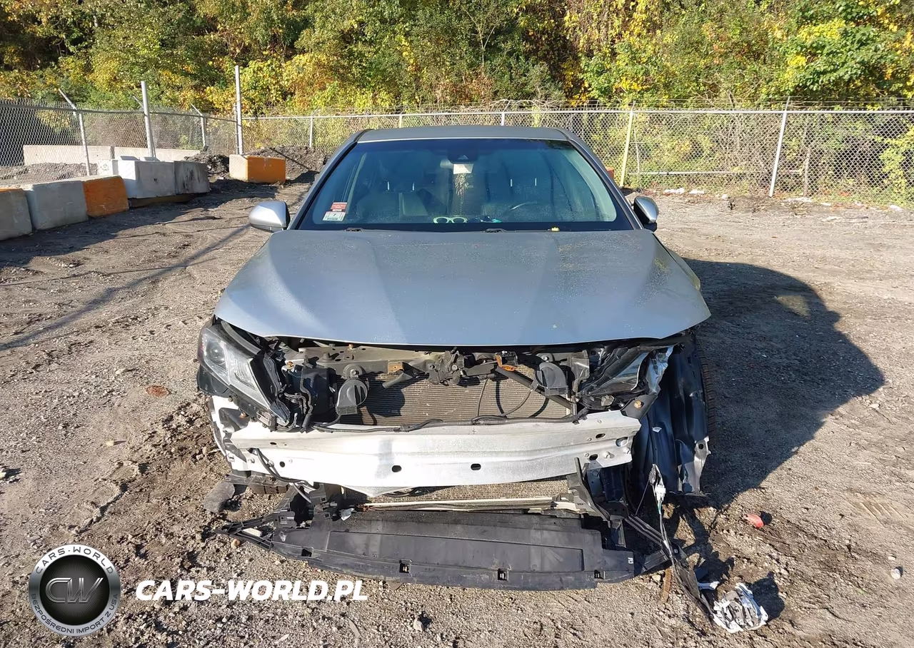 2018 Toyota Camry Se VIN:4T1B11HK8JU645289 - 13
