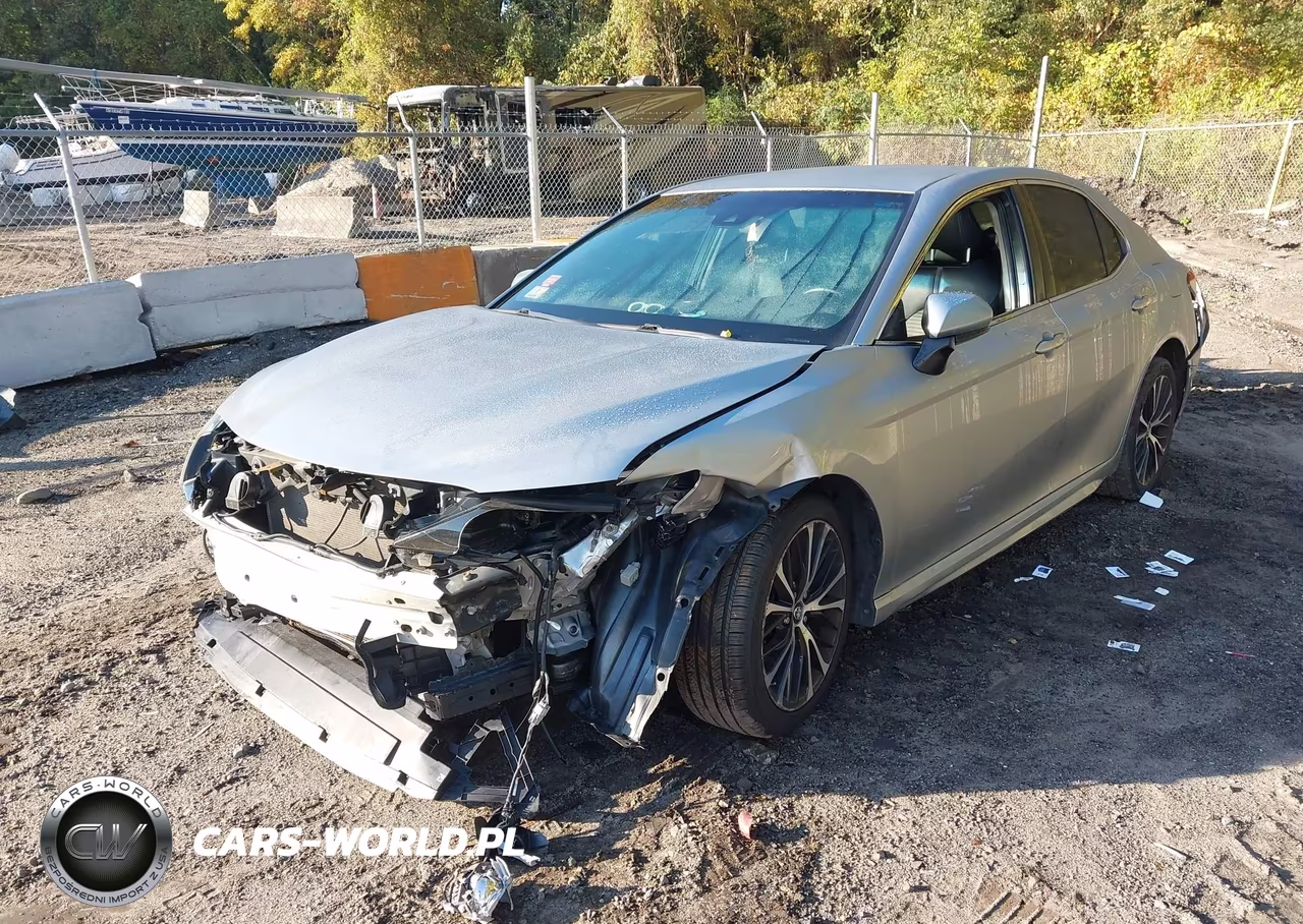 2018 Toyota Camry Se VIN:4T1B11HK8JU645289 - 2
