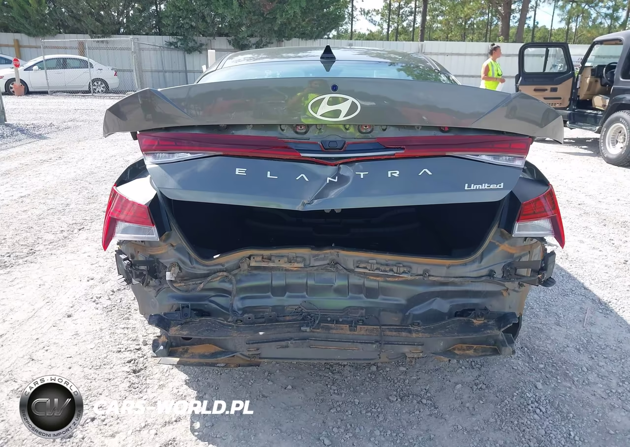 2025 Hyundai Elantra Limited VIN:KMHLP4DG2SU895134 - 6