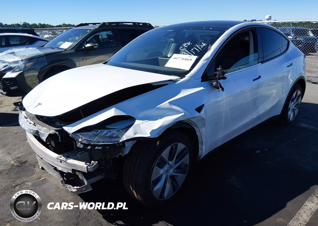 2023 Tesla Model Y Awd-Long Range Dual Motor All-Wheel Drive VIN:7SAYGDEE3PA135267 - 2