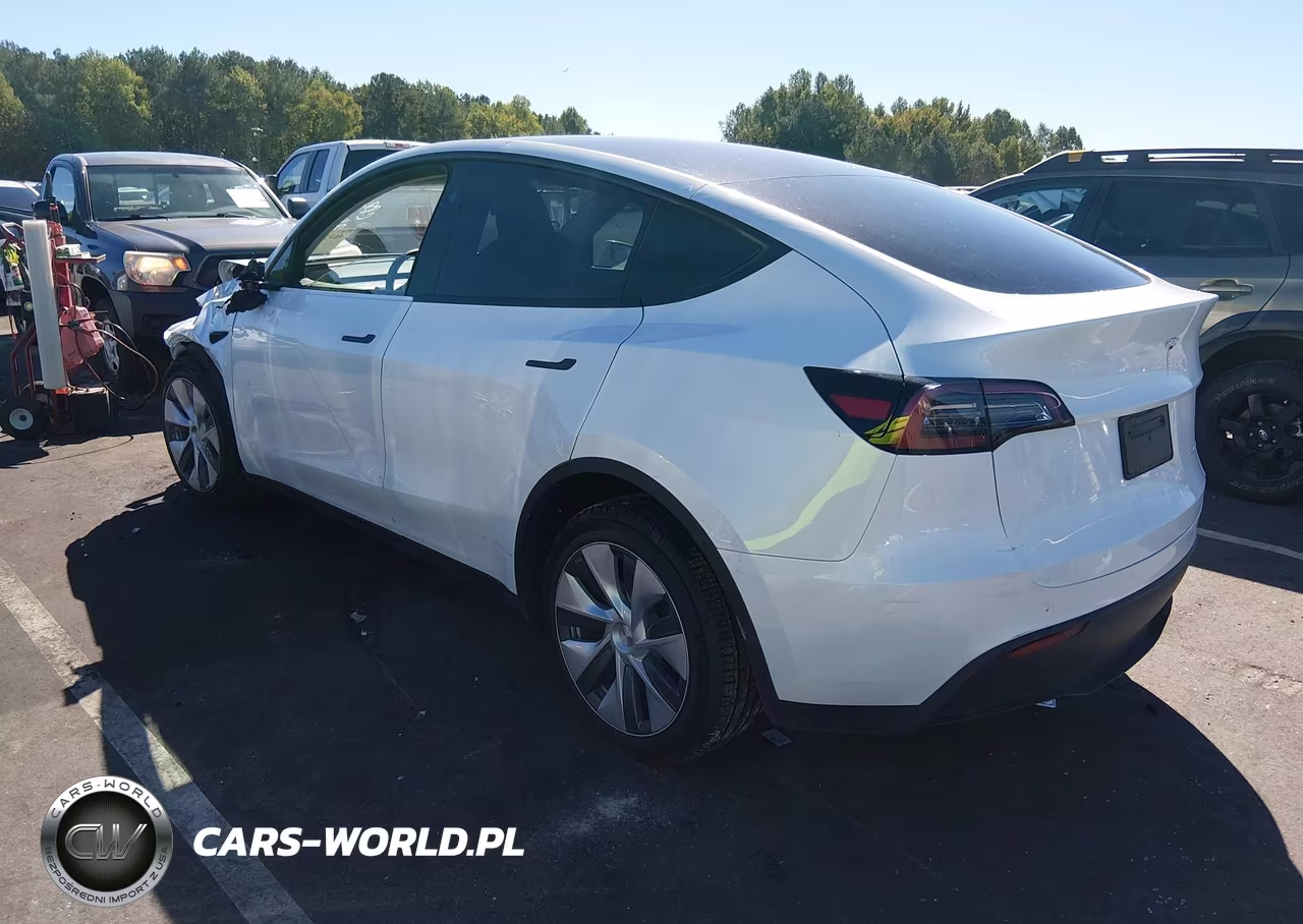 2023 Tesla Model Y Awd-Long Range Dual Motor All-Wheel Drive VIN:7SAYGDEE3PA135267 - 3