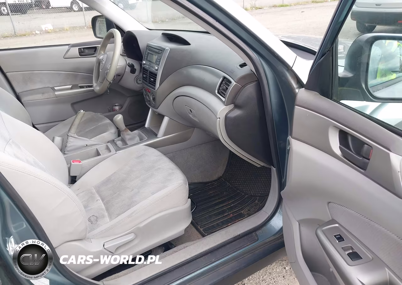 2010 Subaru Forester 2.5X VIN:JF2SH6AC3AG701137 - 5