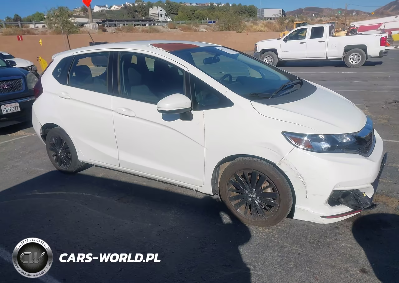 2018 Honda Fit Sport VIN:3HGGK5H65JM700286 - 13