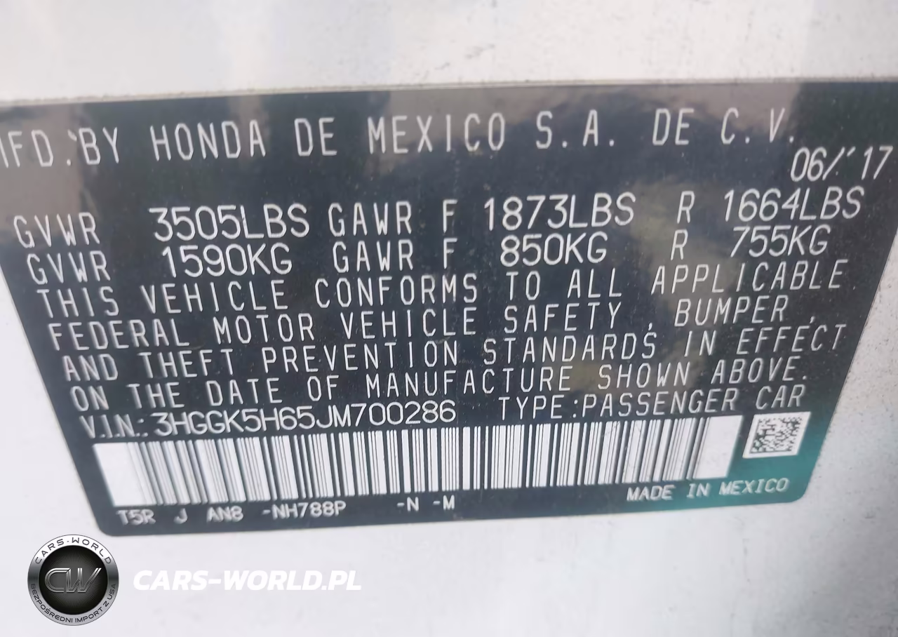 2018 Honda Fit Sport VIN:3HGGK5H65JM700286 - 9