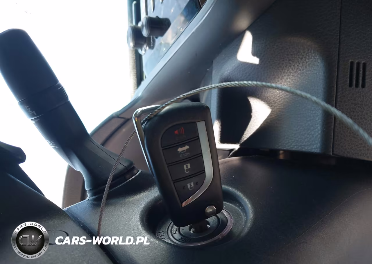 2018 Toyota Camry Se VIN:4T1B11HK2JU013906 - 11