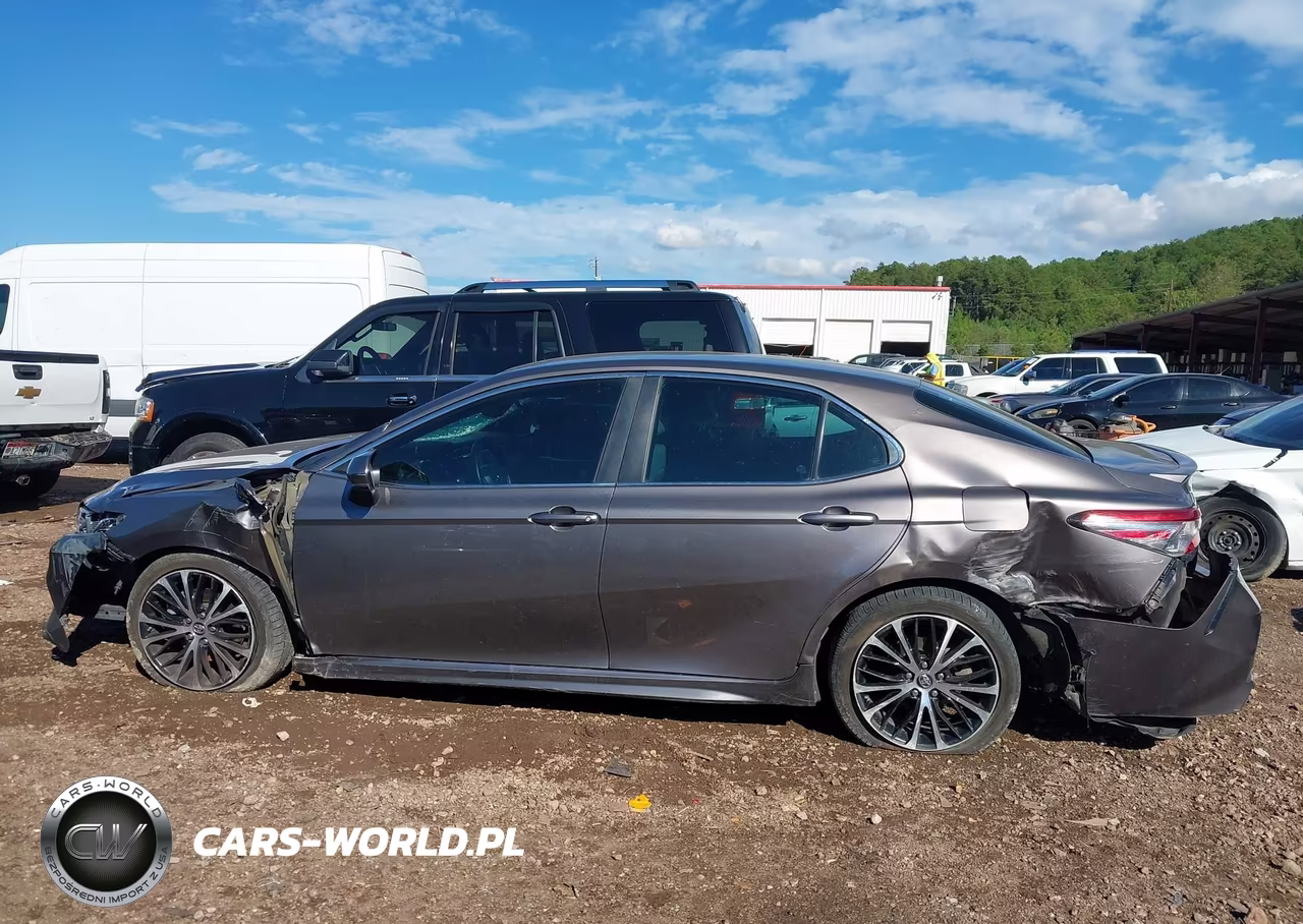 2018 Toyota Camry Se VIN:4T1B11HK2JU013906 - 14