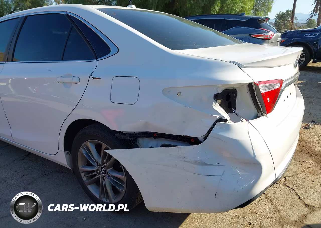 2015 Toyota Camry Se VIN:4T1BF1FK8FU034447 - 6