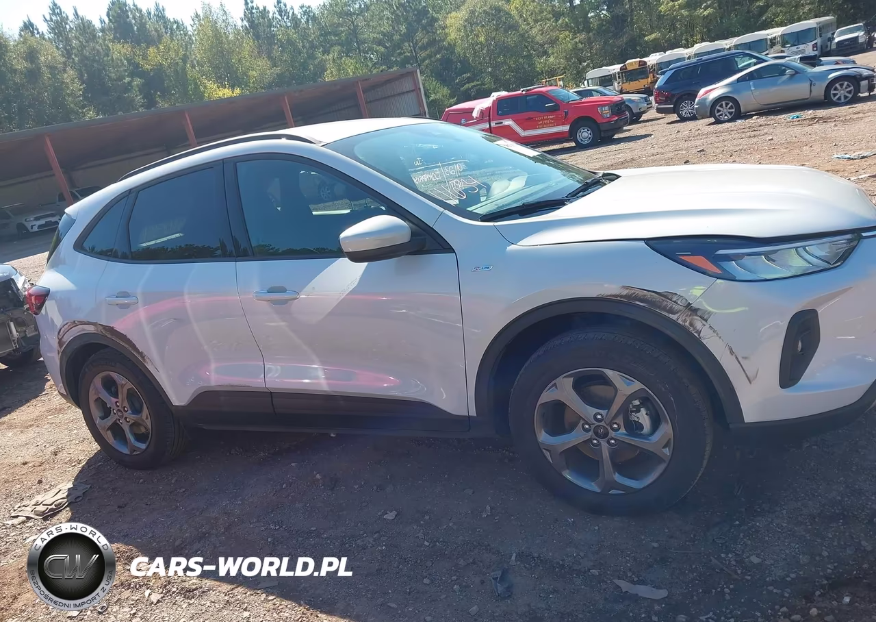 2025 Ford Escape St-Line Select VIN:1FMCU9NA5SUA82807 - 13