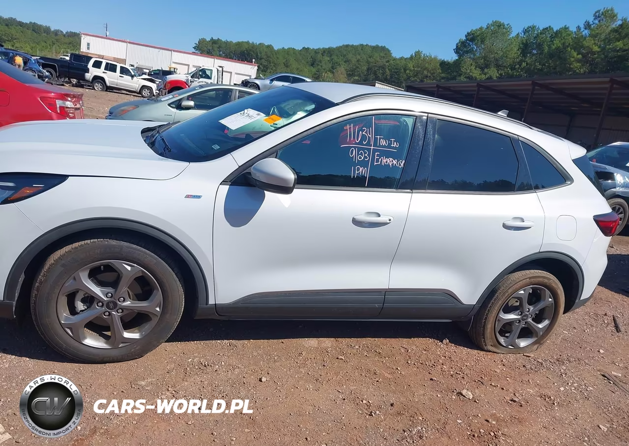 2025 Ford Escape St-Line Select VIN:1FMCU9NA5SUA82807 - 14