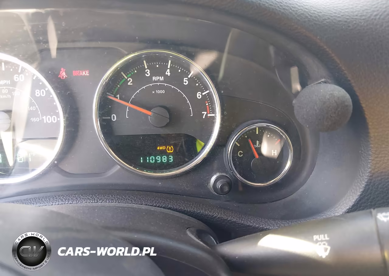 2014 Jeep Wrangler Sport VIN:1C4AJWAG2EL192690 - 15