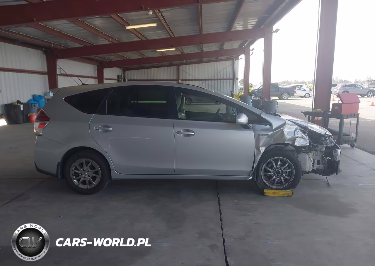 2016 Toyota Prius V Four VIN:JTDZN3EU7GJ048749 - 15
