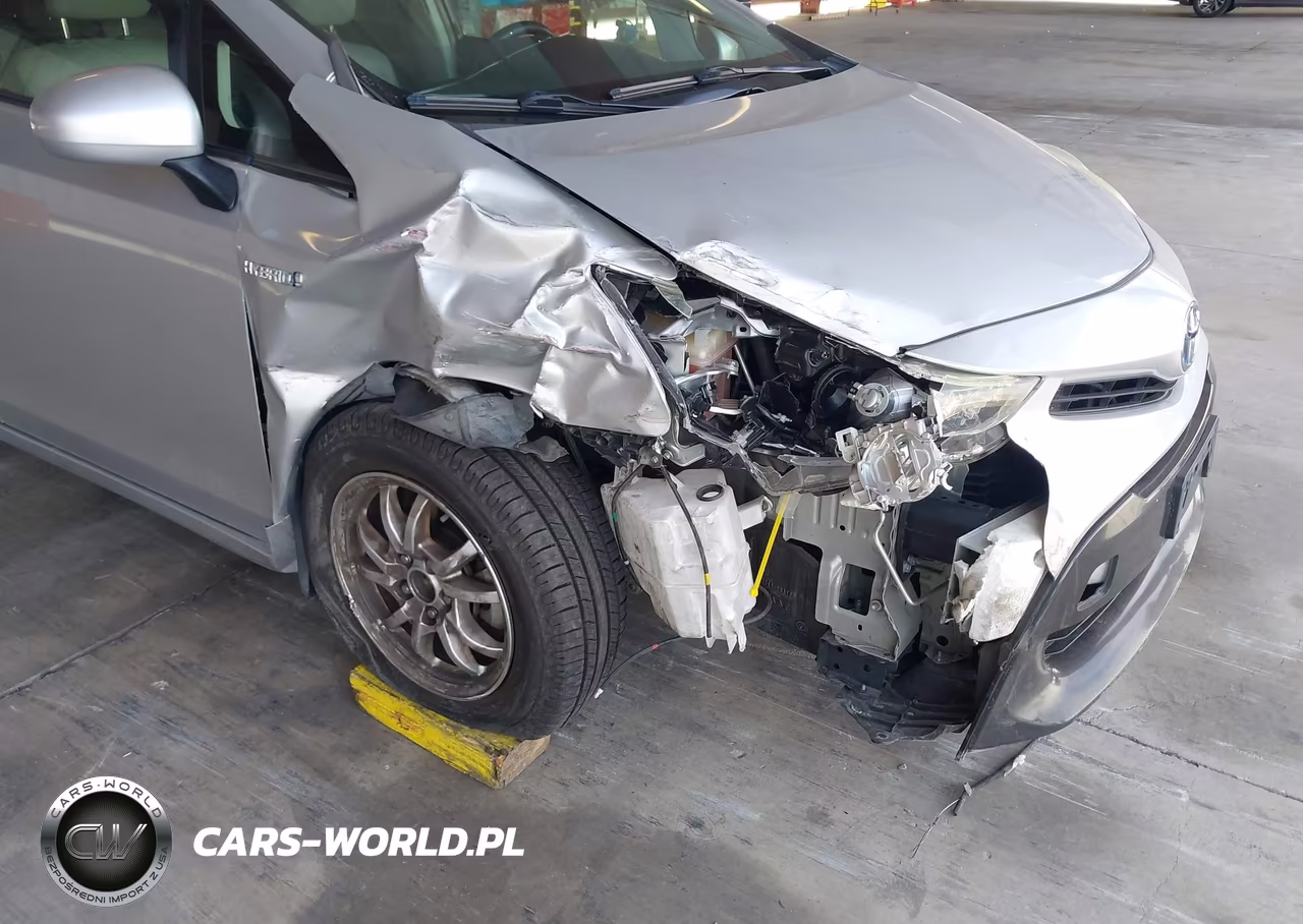 2016 Toyota Prius V Four VIN:JTDZN3EU7GJ048749 - 6
