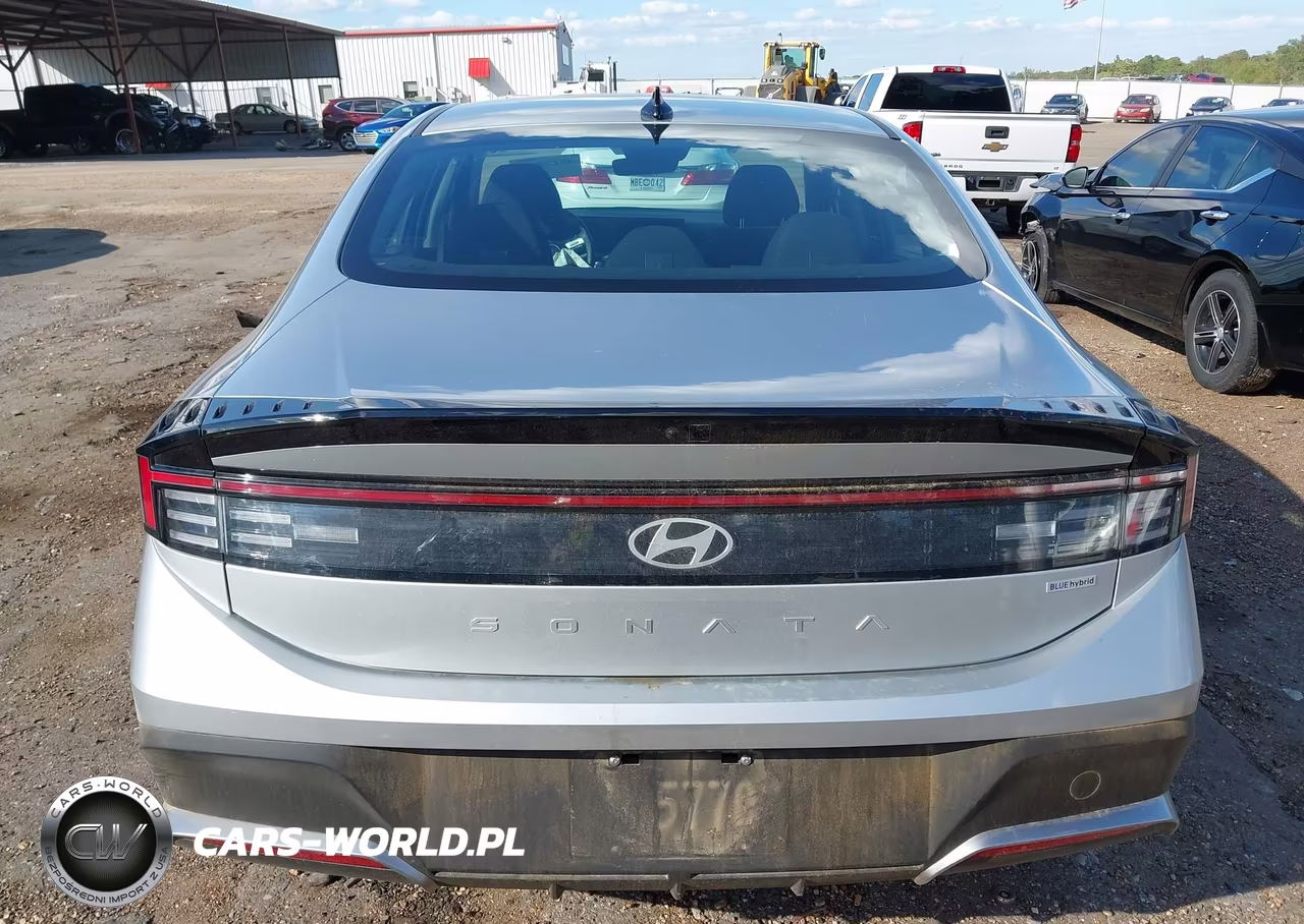 2026 Hyundai Sonata Hybrid Blue VIN:KMHL24JJ5TA187722 - 17