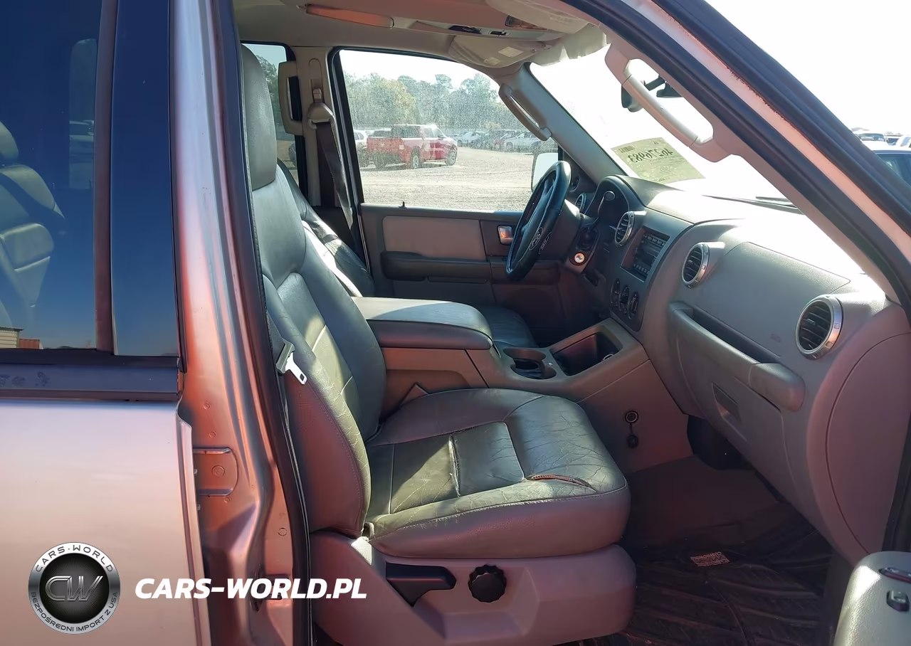2004 Ford Expedition Xlt VIN:1FMRU15W64LA04066 - 5