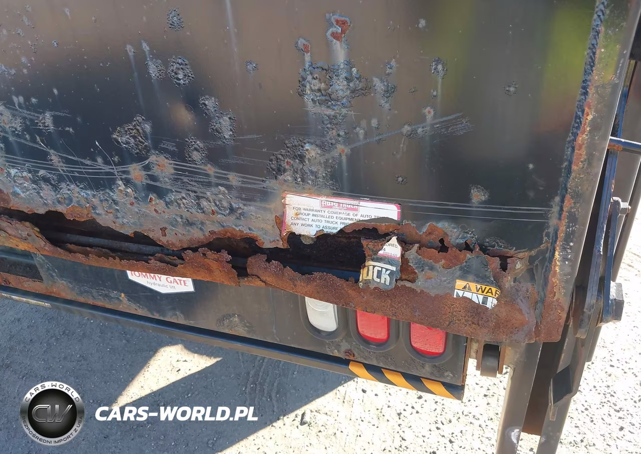 2015 Ford F-550 Chassis Xl VIN:1FDUF5GY9FEA16858 - 13